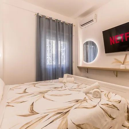 Ritratto Di - Metro A Апартаменты *