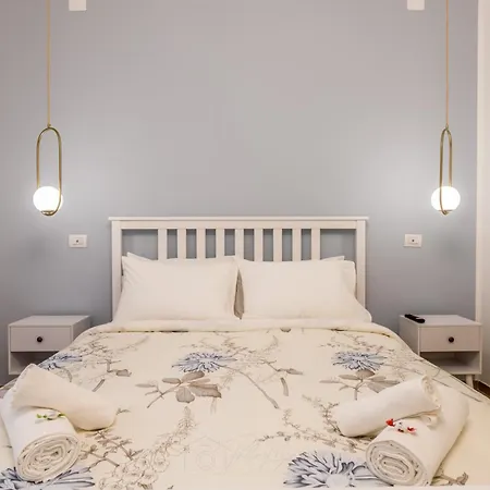 Апартаменты Ritratto Di - Metro A *